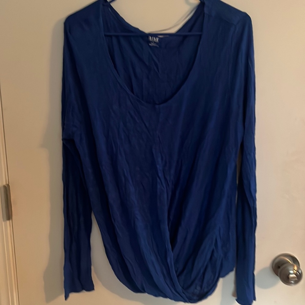 A.N.A Blue light weight long sleeve top